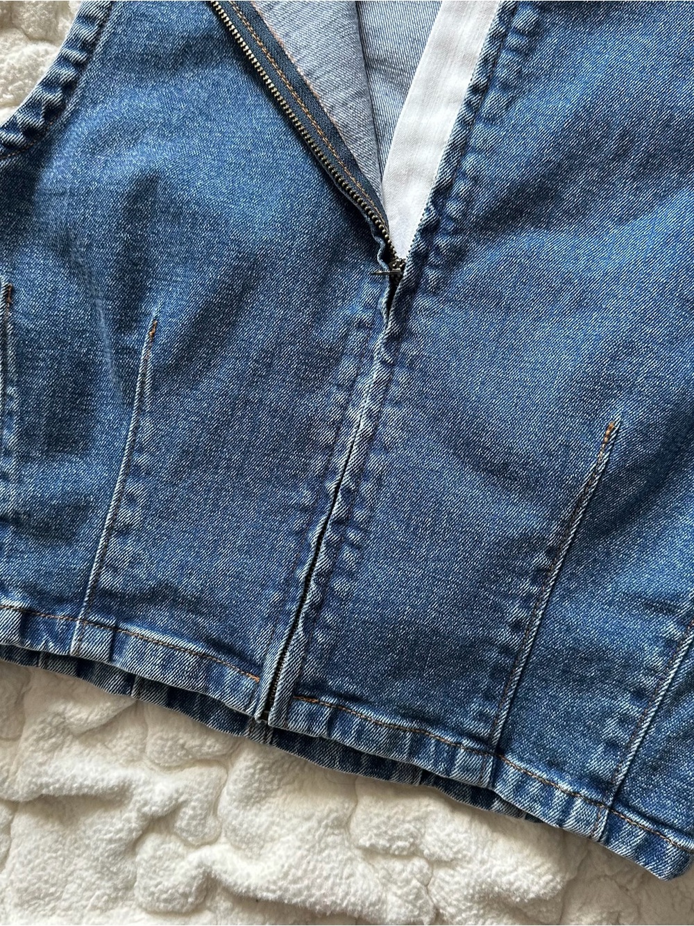 Abercrombie & Fitch Denim Shell Tank Crop Top, Size Small - Picture 5 of 5